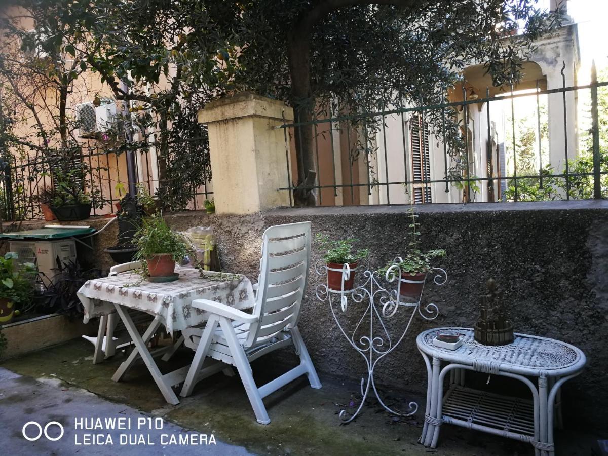 Villa Liberty Ofelia Locazioni Brevi Cagliari Exterior photo